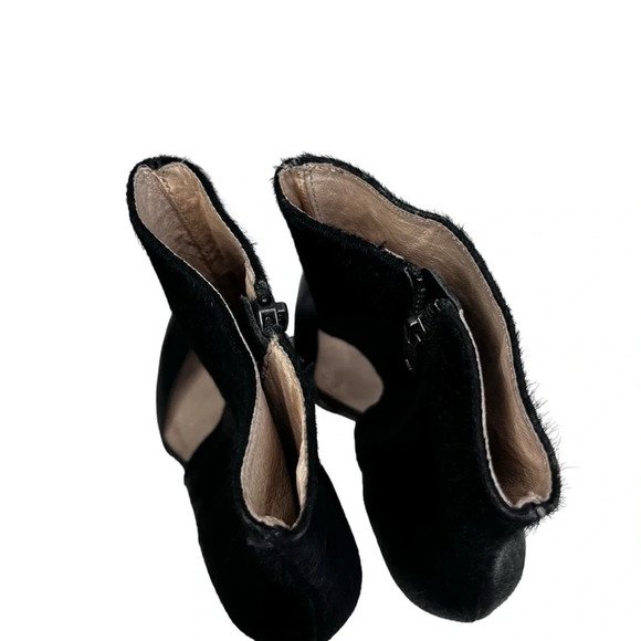 Sol Sana (Revolve) Black Tylar Boot with Cow Hair US 9/EU 40 - Picture 7 of 11